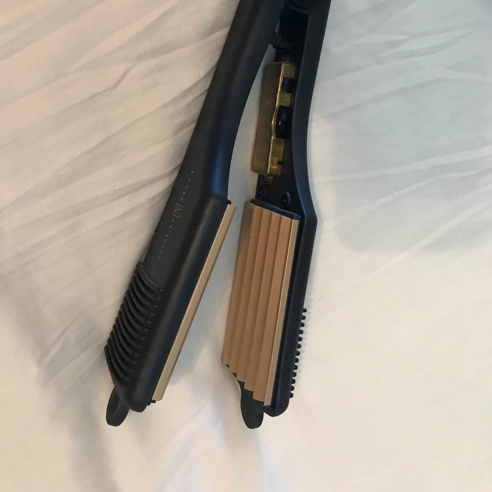 Gold N Hot Hair Crimping Iron